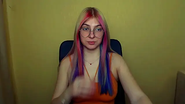 Luna Lush  online show from 03/19/25, 11:50