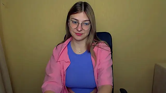 Luna Lush  online show from 10/07/25, 09:50