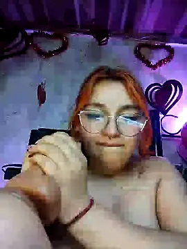 SophiaWeestt99 online show from 02/20/25, 07:34