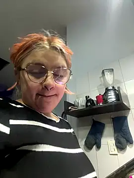 SophiaWeestt99 online show from 09/27/25, 10:59