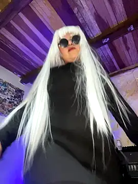 SophiaWeestt99 online show from 10/11/25, 03:39