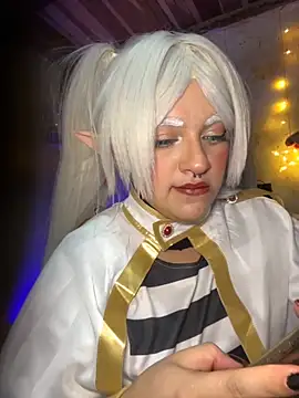 SophiaWeestt99 online show from 10/26/25, 04:18