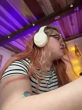 SophiaWeestt99 online show from 05/14/26, 03:24