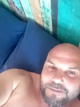 Javierchico online show from 05/17/26, 06:15