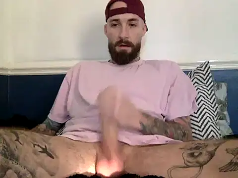 Tuhands online show from 01/15/25, 03:07