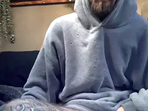 Tuhands online show from 02/24/25, 02:04