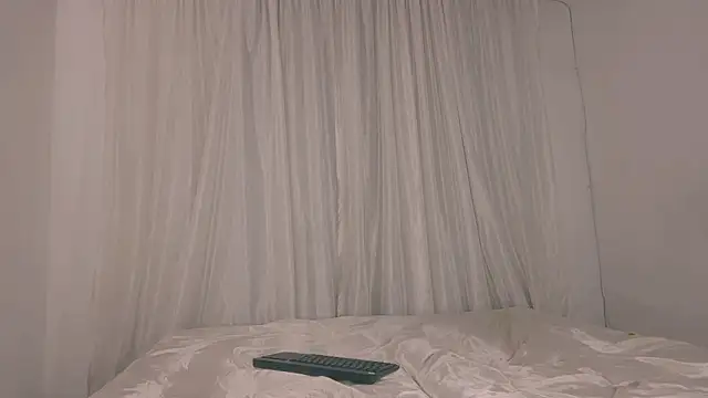 Miiafoxxx online show from 03/05/26, 10:39