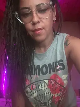 mariposapontiak420 online show from 02/17/26, 03:14