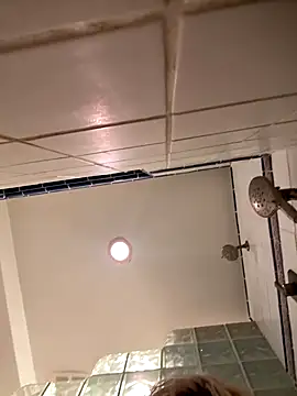 Snapshot of SirenitySirenxx chatting on 10/02/25, 06:20 SirenitySirenxx online show from 10/02/25, 06:20