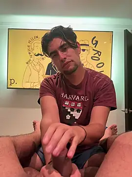 thiagowes online show from 02/22/26, 04:24