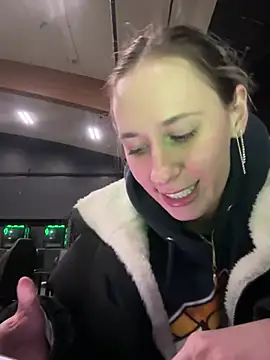 Snapshot of M1ssyk1ssy chatting on 01/02/25, 10:33 M1ssyk1ssy online show from 01/02/25, 10:33