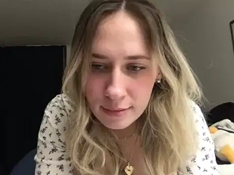 Snapshot of M1ssyk1ssy chatting on 01/19/25, 06:31 M1ssyk1ssy online show from 01/19/25, 06:31