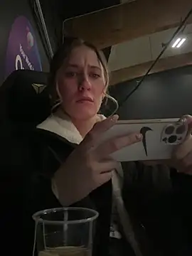 Snapshot of M1ssyk1ssy chatting on 02/02/25, 10:28 M1ssyk1ssy online show from 02/02/25, 10:28