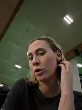 M1ssyk1ssy online show from 08/03/26, 12:20