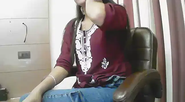 Snapshot of collage_hoty chatting on 03/22/25, 05:09 collage hoty online show from 03/22/25, 05:09