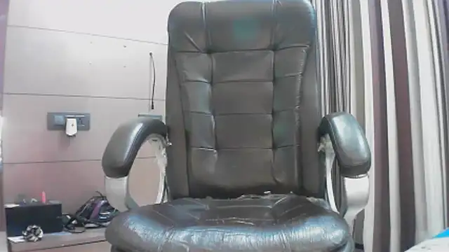 Snapshot of collage_hoty chatting on 11/19/25, 05:13 collage hoty online show from 11/19/25, 05:13