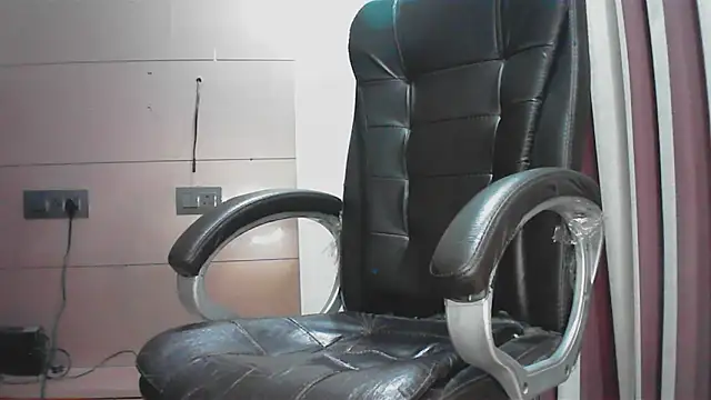 Snapshot of collage_hoty chatting on 11/25/25, 09:04 collage hoty online show from 11/25/25, 09:04