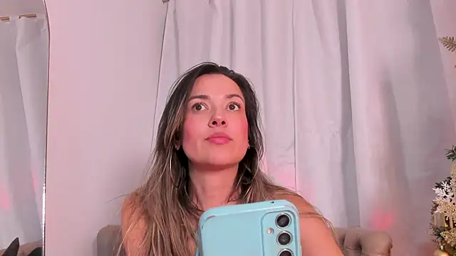 camilawm19 online show from 12/11/24, 03:56