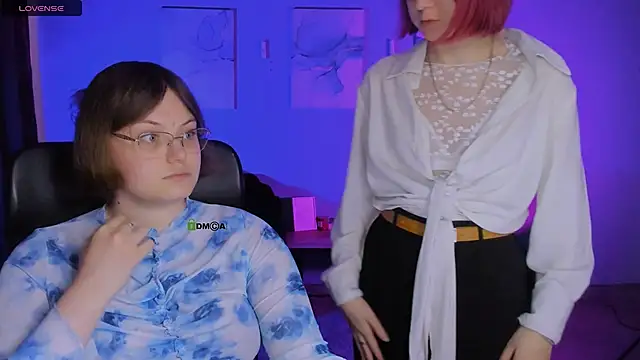 nikole kitt online show from 04/12/26, 07:08