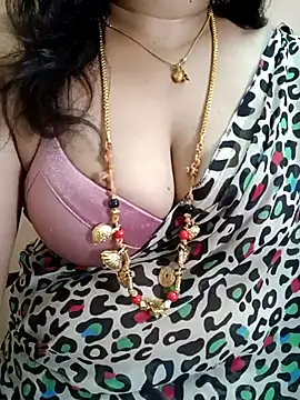 gaurika18 online show from 03/07/25, 05:18