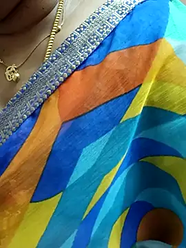 gaurika18 online show from 03/08/25, 06:32