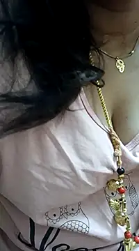 gaurika18 online show from 03/09/25, 11:46