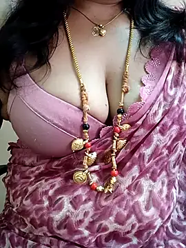 gaurika18 online show from 03/10/25, 05:43