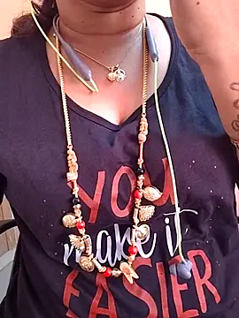 gaurika18 online show from 03/20/25, 10:32