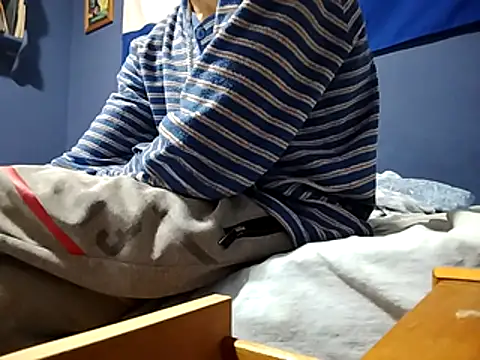 Snapshot of minitranca chatting on 10/31/25, 10:00 minitranca online show from 10/31/25, 10:00