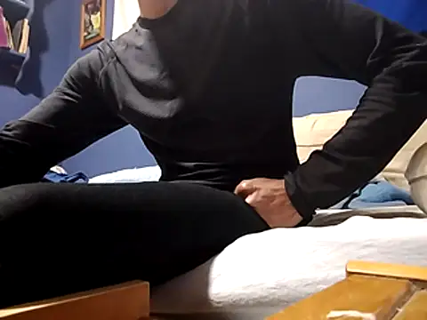 Snapshot of minitranca chatting on 11/21/25, 11:47 minitranca online show from 11/21/25, 11:47