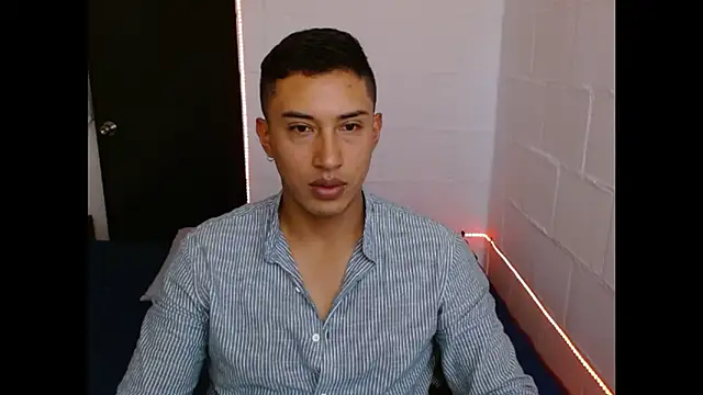 Snapshot of Davixx258 chatting on 02/03/25, 04:10 Davixx258 online show from 02/03/25, 04:10