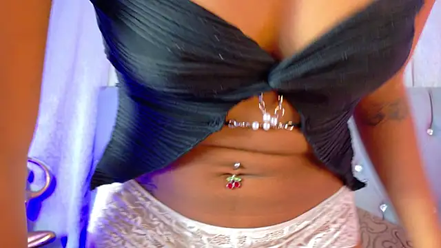 meggan 77 online show from 12/23/25, 04:21