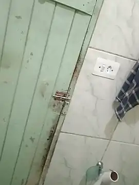 DitchingThrottle online show from 01/09/26, 04:32