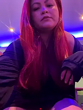 lia moon77 online show from 12/17/25, 10:27