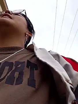 Snapshot of lara_moon25 chatting on 11/06/25, 07:04 lara moon25 online show from 11/06/25, 07:04