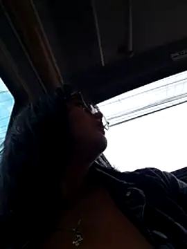 Snapshot of lara_moon25 chatting on 11/25/25, 07:25 lara moon25 online show from 11/25/25, 07:25