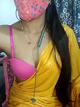 Snapshot of Miakhalifatamil chatting on 01/25/25, 08:21 Miakhalifatamil online show from 01/25/25, 08:21