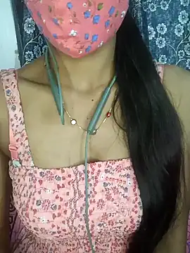 Snapshot of Miakhalifatamil chatting on 01/31/25, 04:27 Miakhalifatamil online show from 01/31/25, 04:27