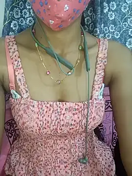 Snapshot of Miakhalifatamil chatting on 01/31/25, 07:40 Miakhalifatamil online show from 01/31/25, 07:40