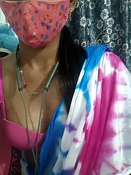 Snapshot of Miakhalifatamil chatting on 02/03/25, 10:00 Miakhalifatamil online show from 02/03/25, 10:00