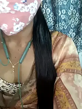 Snapshot of Miakhalifatamil chatting on 02/26/25, 04:35 Miakhalifatamil online show from 02/26/25, 04:35