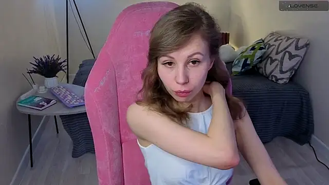 Lill Mary online show from 03/08/25, 02:34