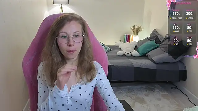 Lill Mary online show from 10/06/25, 01:47