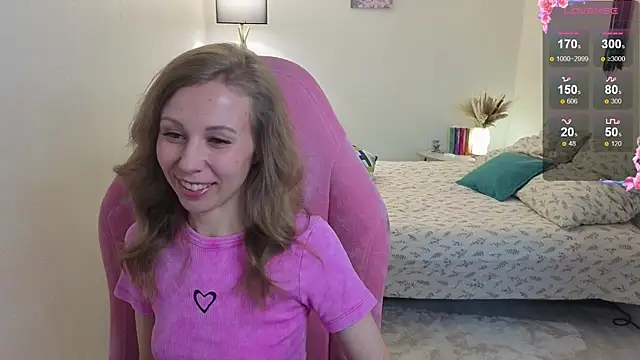 Lill Mary online show from 10/24/25, 03:03