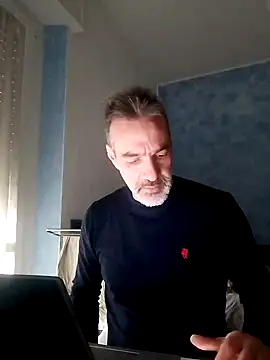 Marcolino183 online show from 02/04/25, 03:57