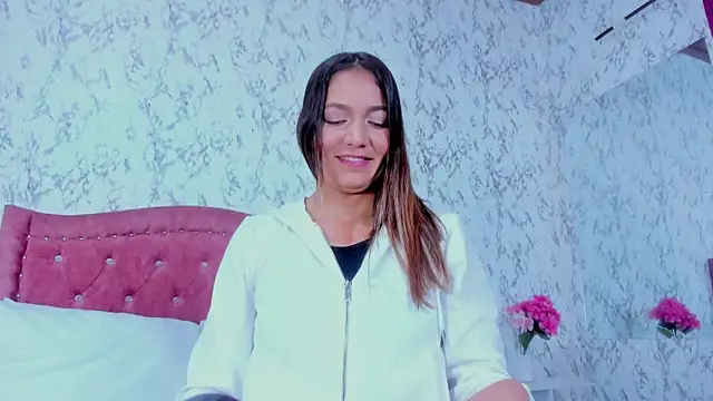 Mia Malkovaa  online show from 02/16/26, 04:25