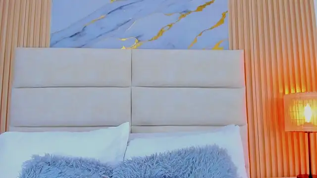 Mia Malkovaa  online show from 04/14/26, 03:29