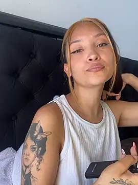 baby lizy online show from 12/20/24, 07:28