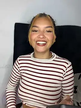 baby lizy online show from 02/11/25, 09:14