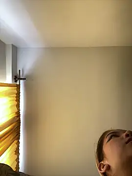 baby lizy online show from 11/09/25, 06:06